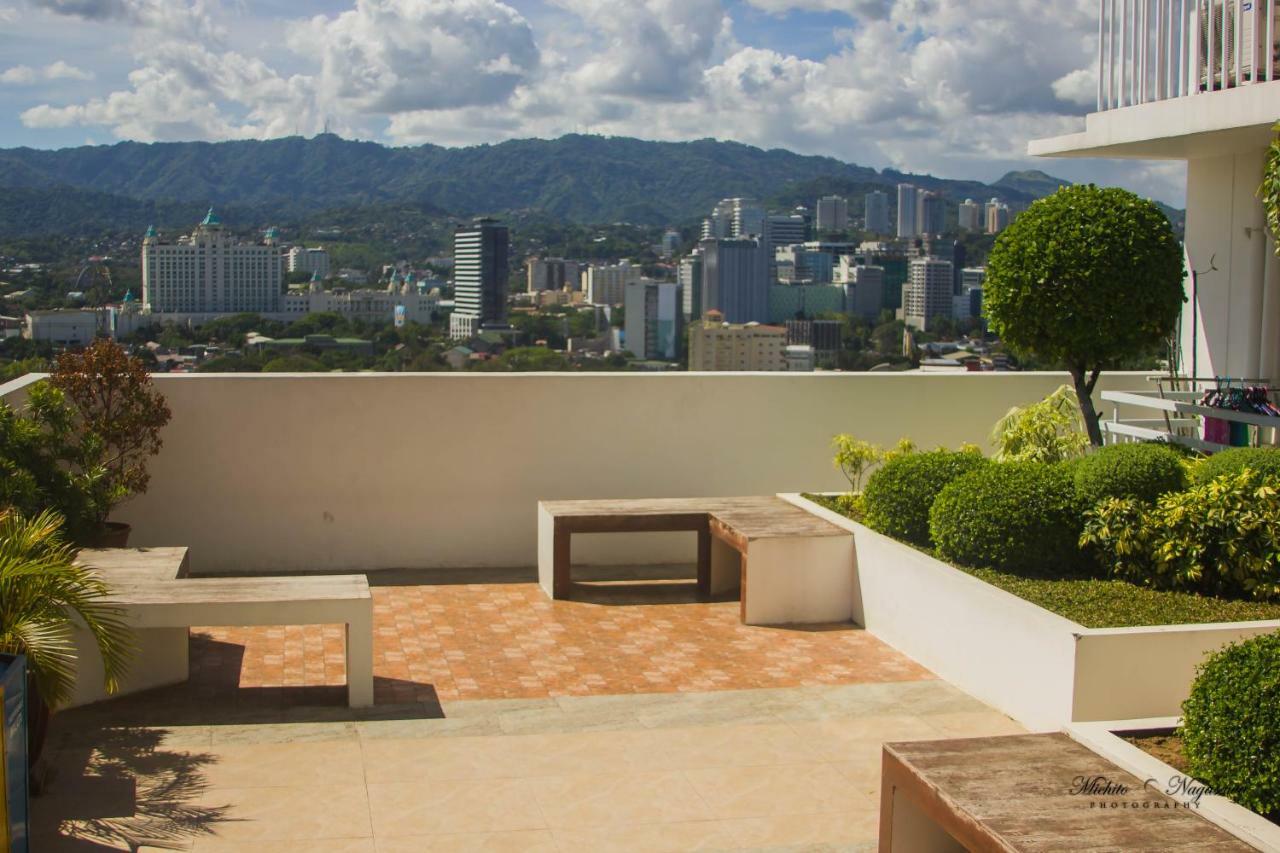 Mabolo Garden Flat A1 Rooftop Pool Near Ayala Mall Apartment Cebu Exterior photo